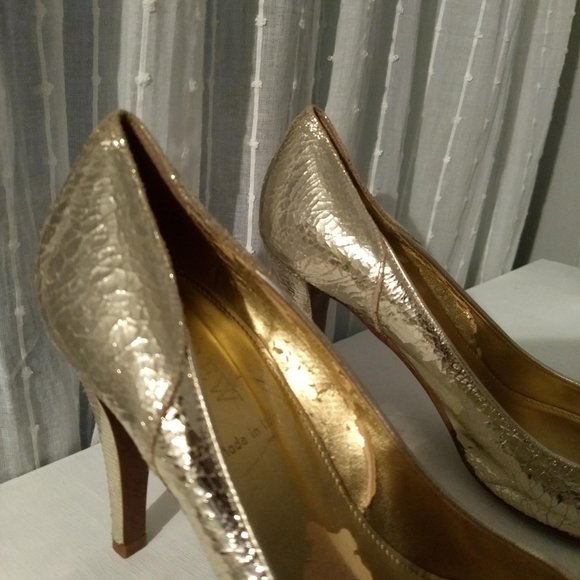 J. Crew Crackled Gold Leather Heels - Picture 7 of 9